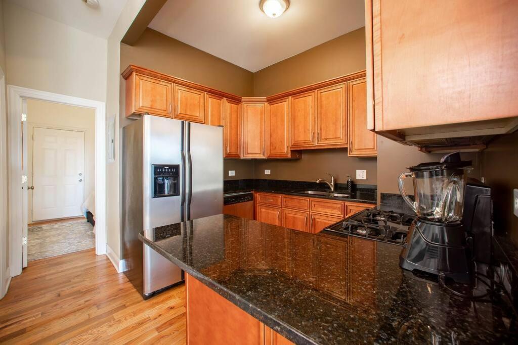 Getaway In The Heart Of Pilsen Chicago Apartment Екстериор снимка