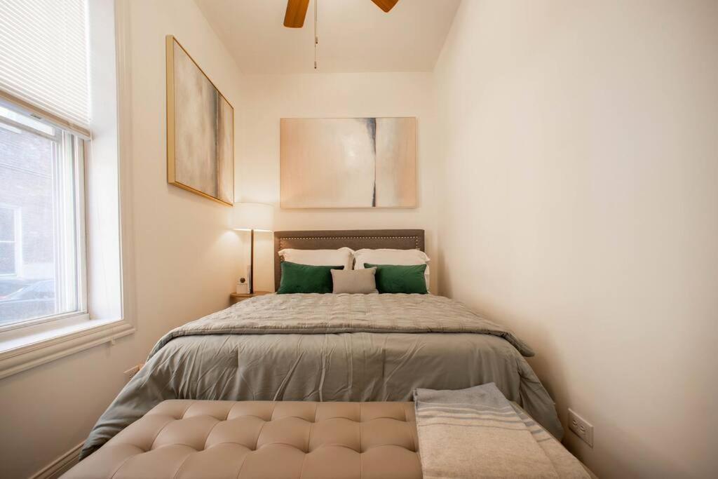 Getaway In The Heart Of Pilsen Chicago Apartment Екстериор снимка