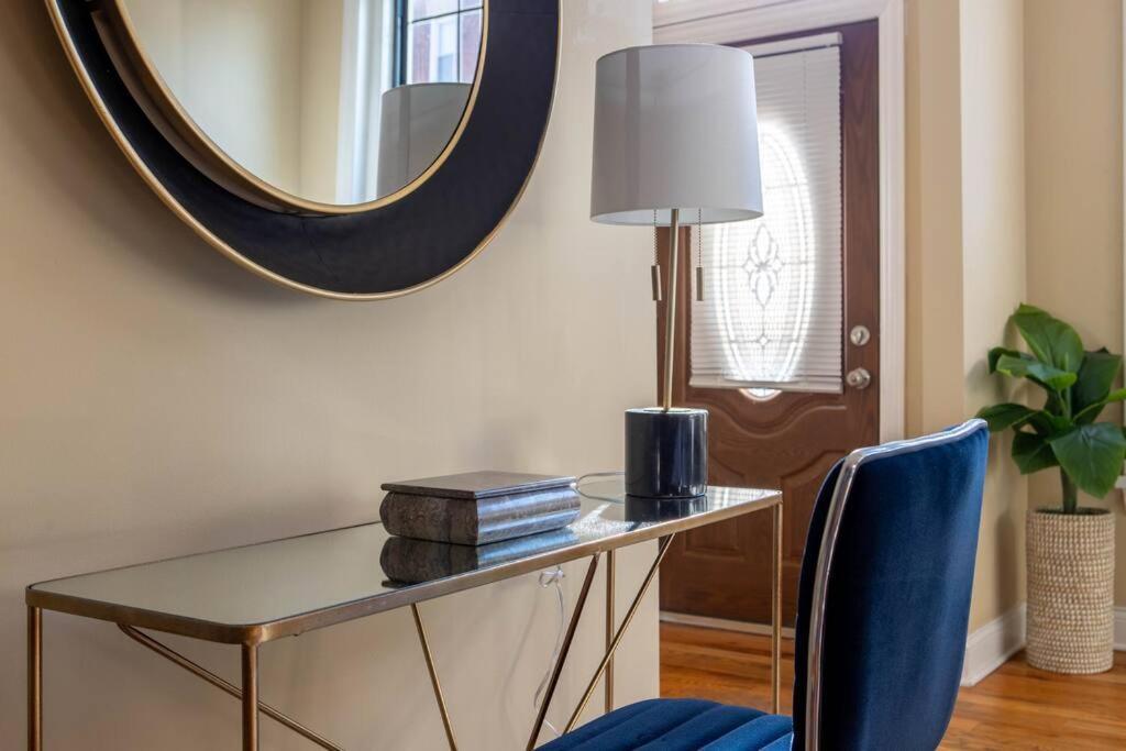 Getaway In The Heart Of Pilsen Chicago Apartment Екстериор снимка